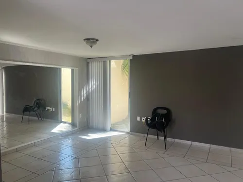 Casa Con Excelente Ubicación