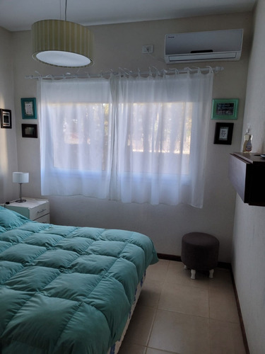 Imagen 15 de 23 de Particular. Alquiler Temporal Temporada 2023 Pinamar. Departamento Totalmente Equipado. 5 Personas. Piscina, Parrilla, Solarium Y Estacionamiento Cubierto, Dueño Directo.