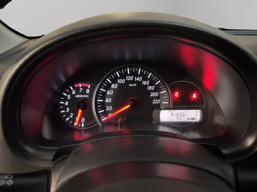 Nissan March 2021