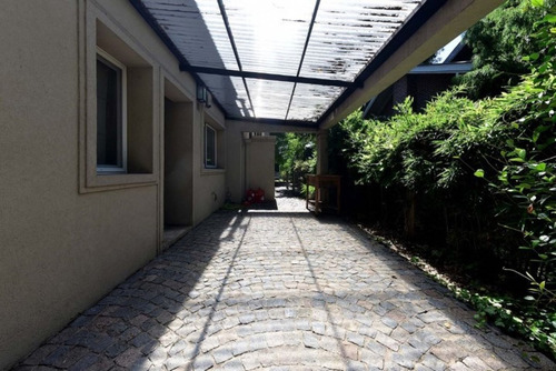 Venta Casa 6 Ambientes,los Berros Bella Vista