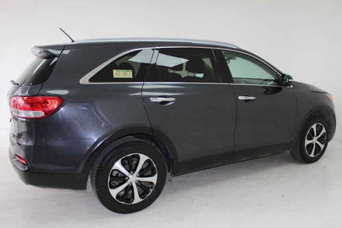 Imagen 6 de 15 de Kia Sorento 2017 6 Cilindros