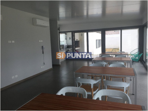 Imagen 14 de 28 de Torre De Categoría Con Piscina En Piso 16