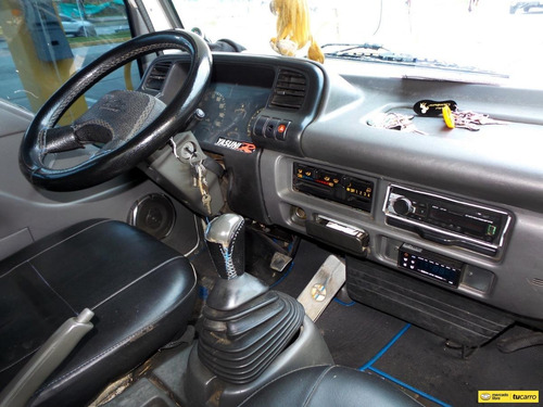 Imagen 24 de 25 de Chevrolet Npr Camion Furgon
