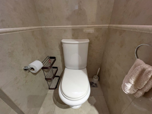 Venta Semipiso 5 Ambientes Dos Cocheras Caseros