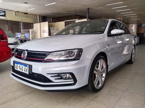 Volkswagen Vento 2.0 Tsi Gli 211cv Appcon+nav 2017 Haimovich