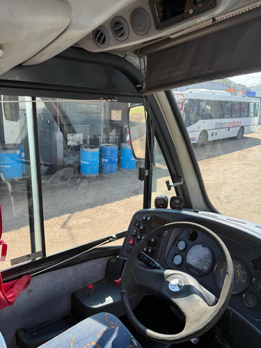 Se Vende Minibus Mercedes Benz Lo915. Ubicado En Cba. -años