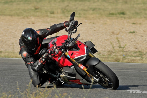 Ducati Streetfighter V4