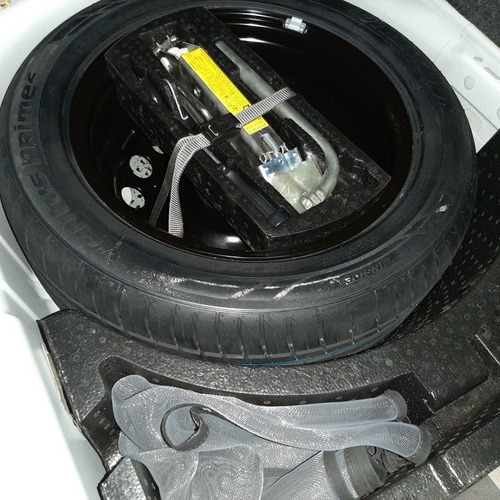 Volkswagen Bora 1.8 Highline T 180cv 2013