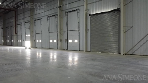 Imagen 2 de 3 de Espectacular Nave A Estrenar Dentro De Parque Industrial