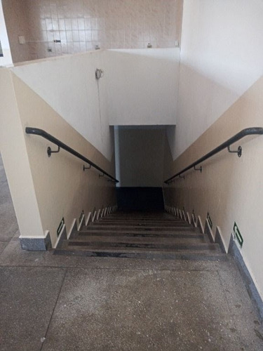 Imagem 11 de 17 de Galpão À Venda, 350 M² Por R$ 850.000,00 - Vila Faustina I - Valinhos/sp - Ga0046