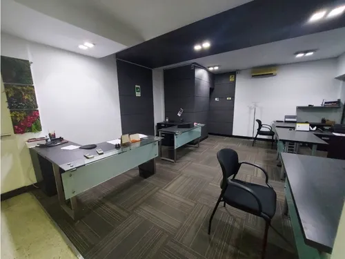 Espectacular Local En Venta Suramericana