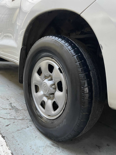 Imagen 7 de 14 de Toyota Hilux 2015 2.5 Cd Dx Pack 120cv 4x2 - H3