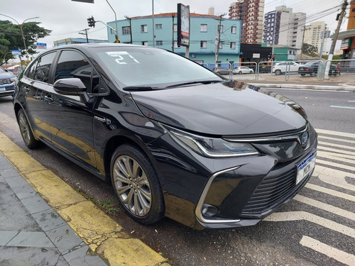 Toyota Corolla 1.8 Altis Hybrid Flex Aut. 4p Hibrido Flex
