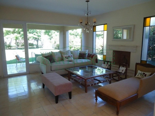 Casa En Venta En Club De Campo San Francisco Pilar