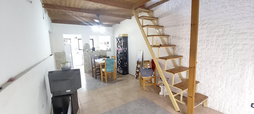 Casa 3 Ambientes Con Patio Y Garage En Venta En Quilmes Oeste