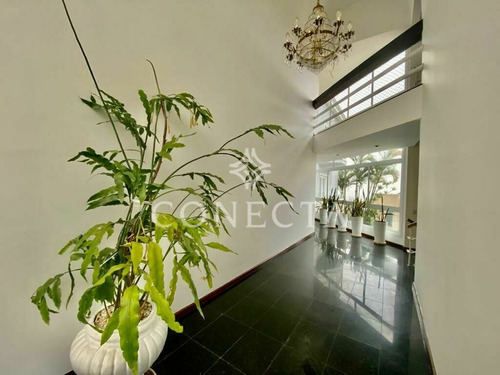 Imagem 5 de 21 de Casa Para Locação No Tamboré | 1460m² | 5 Suítes | Salão De Festas E Espaço Gourmet | Piscina | Vista Privilegiada - Cncl1165-2