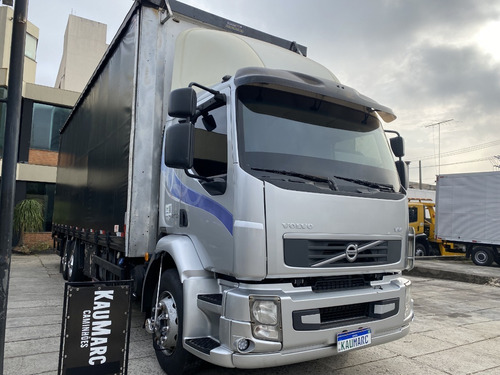 Imagem 3 de 14 de Volvo Vm 270 Ano 2013 Truck Bau Sider/ Financia 100%