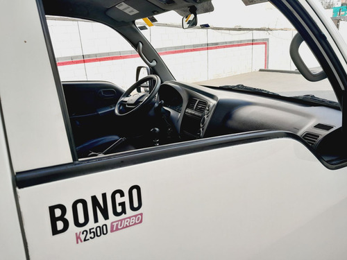 Kia Bongo Bongo K-2500 2.5 4x2 TB Diesel