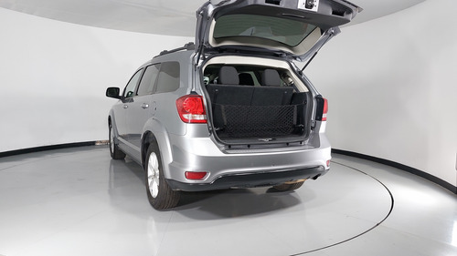 Dodge Journey 2.4 SXT+ 7