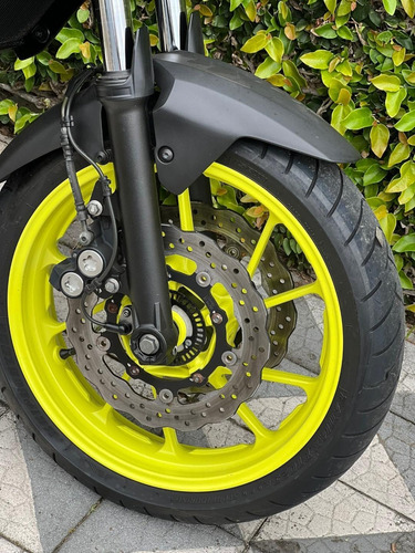 Imagem 13 de 14 de Yamaha Mt-07 Abs