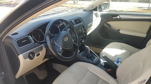 Volkswagen Jetta 2015 - O8hew