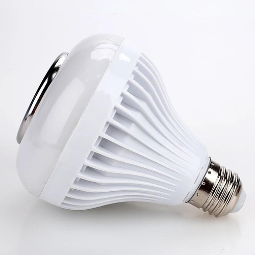 Imagen 4 de 9 de Ampolletas Led Con Parlante Bluetooth Rgb + Control Tik Tok