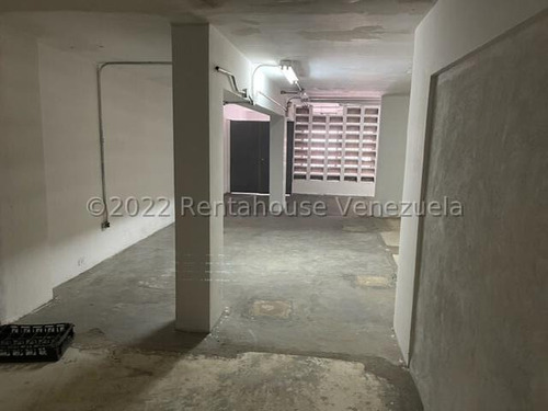 Local En Venta La Candelaria Mls #23-2947