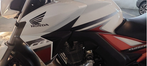 Imagen 12 de 15 de Honda Twister 250 - Excelente Estado! Oportunidad!!