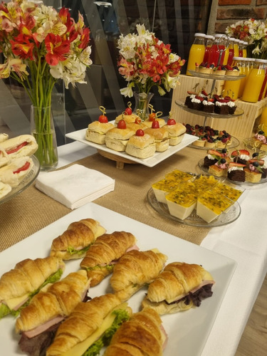 Servicios De Catering & Banqueteria Para Eventos