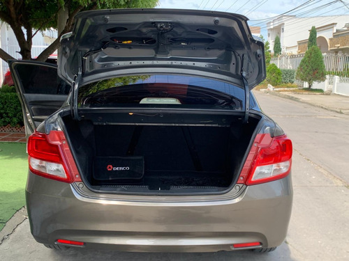 Suzuki Dzire 2019 Automático