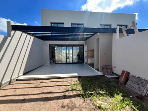 Duplex En Venta 3 Dorm En Campos De Manantiales