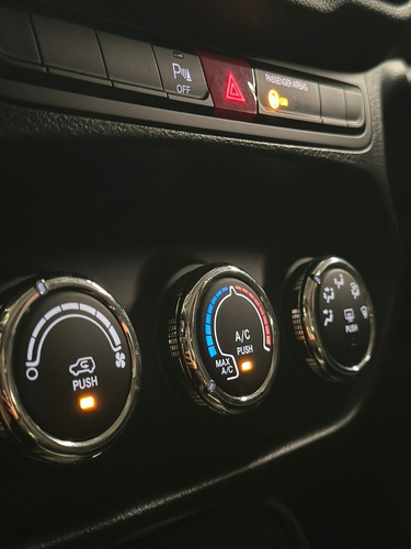 Imagen 14 de 25 de Jeep Renegade Sport Plus 2017 Gpdevoto