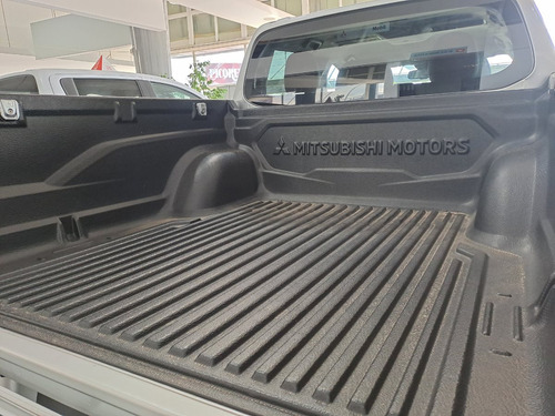 Mitsubishi L200 At 4x4 Black Edition Precio Leasing 2023 0km