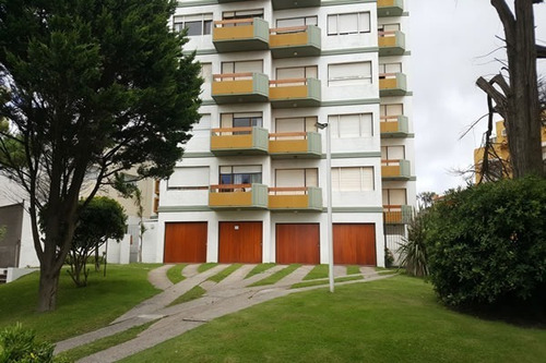 Imagen 2 de 15 de Ambiente Único Dividido 2 Balcones Vista Al Mar Ascensor Encargado Permanente Estacionamiento No Fijo Dentro Del Predio