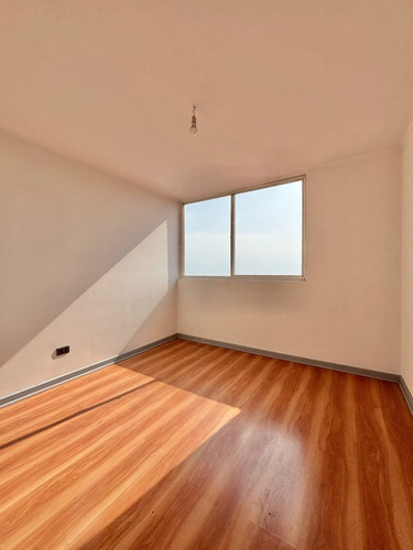 Vista A La Bahia, 130m2, Centro Valparaiso, G.c Incluido