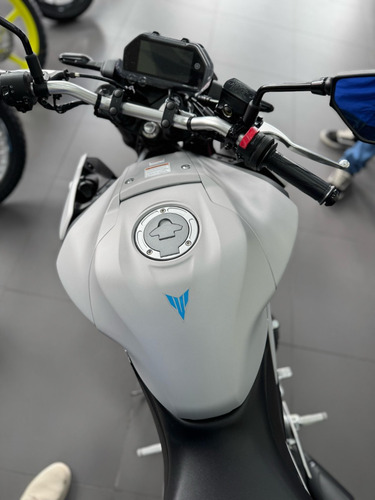 Yamaha Mt 03 Abs 25/26 + Emplac E Capacete Grátis