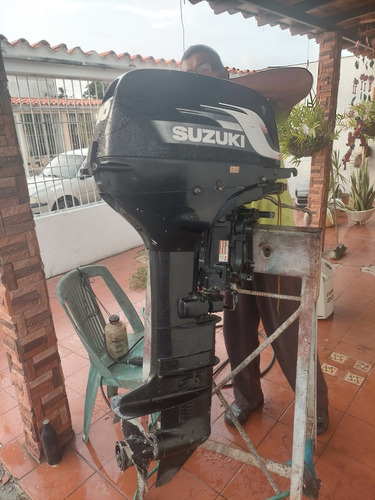 Motor Suzuki 30 Hp 2t