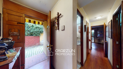 Casa Con Amplios Espacios, 5 Dormitorios, Terreno De 300 M2