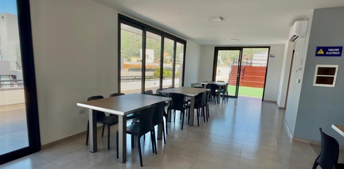 Departamento Venta 2 Dormitorios, 2 Baños, Balcon. Bº Centro, Carlos Paz.