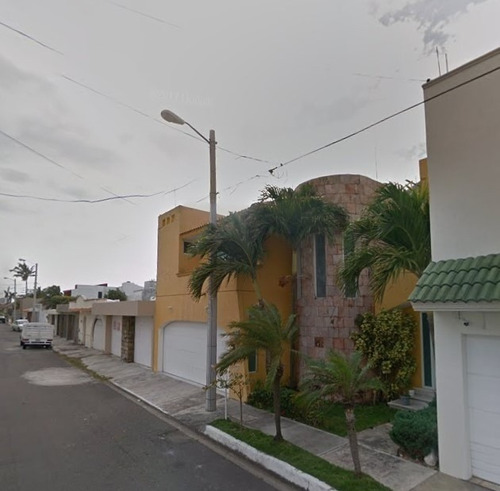 Casa En Venta En C. Mero, Costa De Oro, Boca Del Río, Veracruz. Cmr