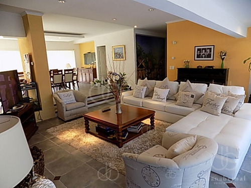 Imagen 21 de 27 de Casa En Punta Del Este Paya Mansa, 6 Dormitorios + Dep Y Piscina.