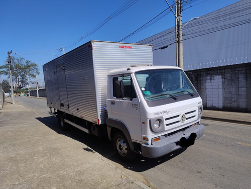 Vw Volkswagen 8150 Ano 2011 Com Baú De 6,30 Mt