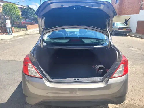 Nissan Versa Drive