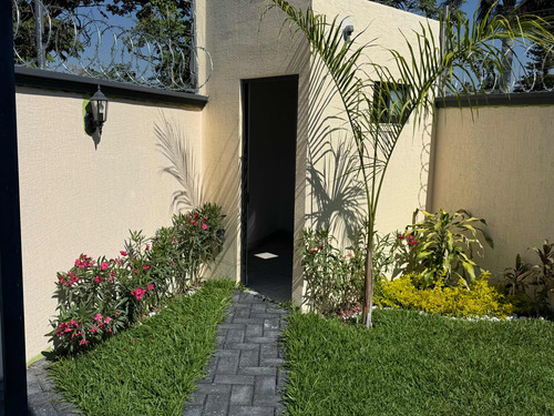 Excelente Casa En Pedregal De Las Fuentes Jiutepec,