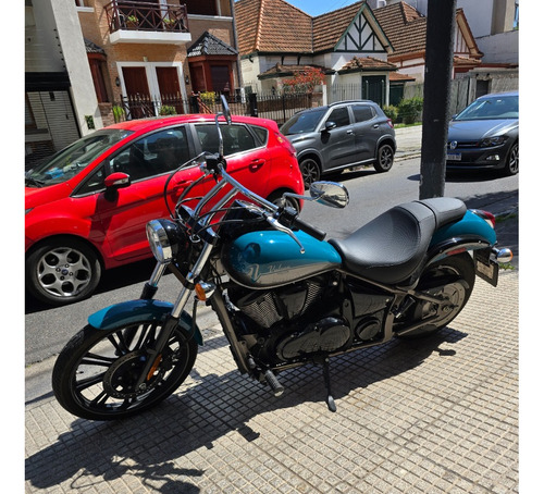 Kawasaki Vulcan 900 Custom
