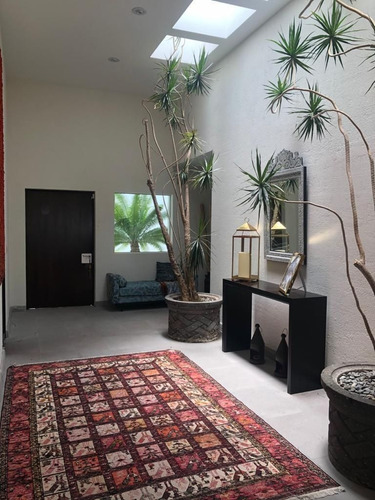 Imagen 4 de 30 de Moderna Casa En Venta, Renta O Renta Con Opción A Compra