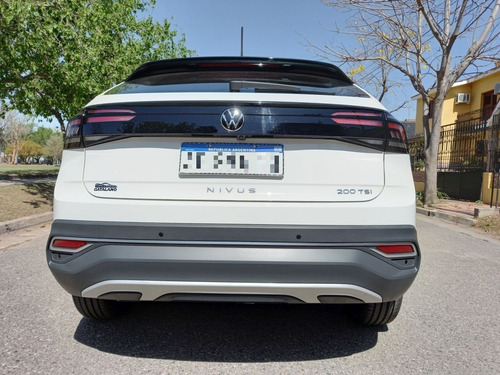 Imagen 8 de 18 de Volkswagen Nivus 200tsi Highline At 2021 0km Patentada
