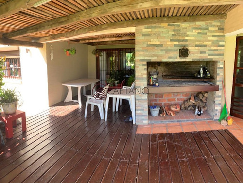 Imagen 19 de 19 de Hermosa Casa De Dos Plantas En La Arbolada - Punta Del Este La Arbolada