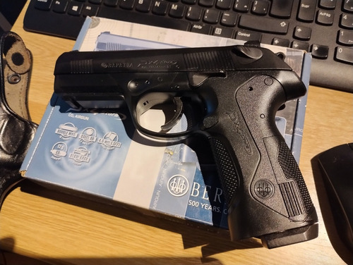 Pistola Umarex Beretta Px4 Storm Replica Co2 Con Extras