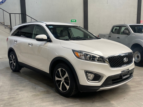 Kia Sorento 3.3 V6 Ex Pack Piel 7 Pasajeros At